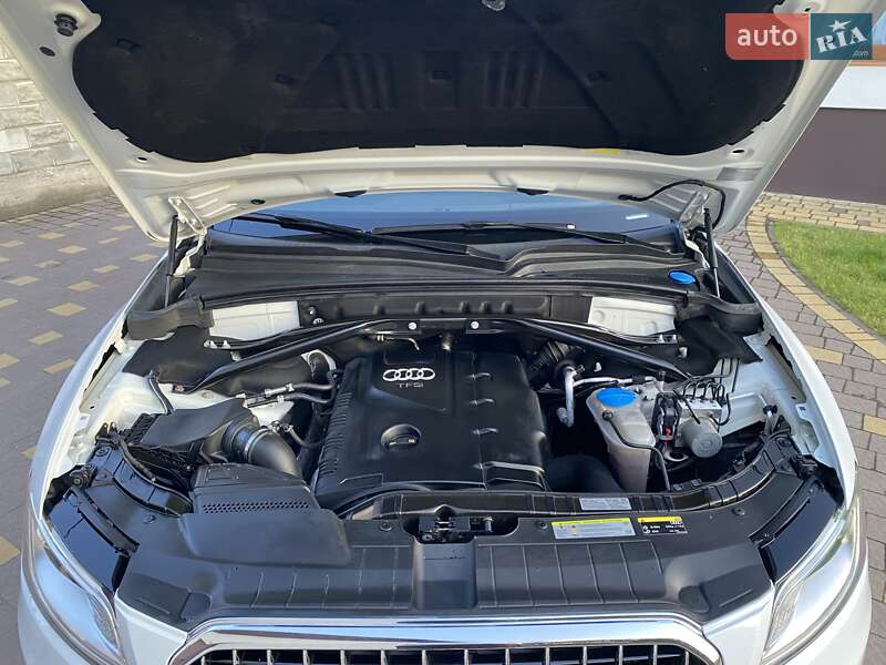 Внедорожник / Кроссовер Audi Q5 2014 в Ровно