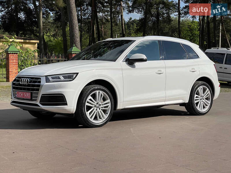 Внедорожник / Кроссовер Audi Q5 2019 в Львове