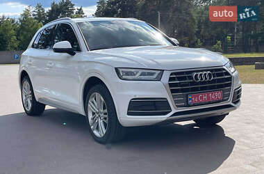 Внедорожник / Кроссовер Audi Q5 2019 в 