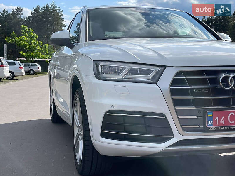 Внедорожник / Кроссовер Audi Q5 2019 в Львове