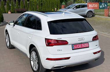 Внедорожник / Кроссовер Audi Q5 2019 в 