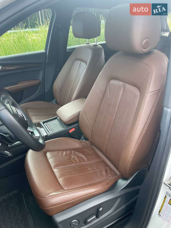 Внедорожник / Кроссовер Audi Q5 2019 в Львове