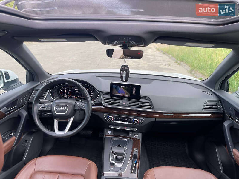 Внедорожник / Кроссовер Audi Q5 2019 в Львове