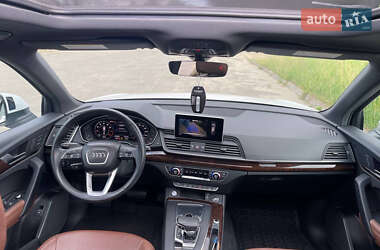Внедорожник / Кроссовер Audi Q5 2019 в 