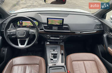 Внедорожник / Кроссовер Audi Q5 2019 в 