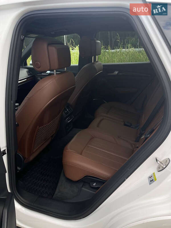 Внедорожник / Кроссовер Audi Q5 2019 в Львове