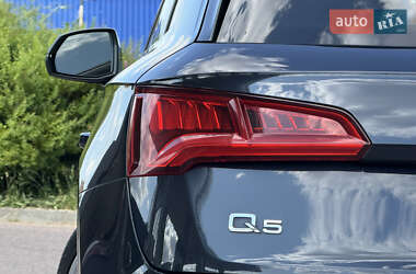 Внедорожник / Кроссовер Audi Q5 2020 в 