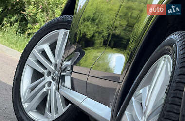 Внедорожник / Кроссовер Audi Q5 2020 в 