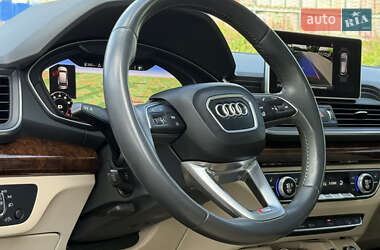 Внедорожник / Кроссовер Audi Q5 2020 в 