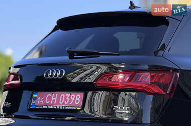 Внедорожник / Кроссовер Audi Q5 2018 в 