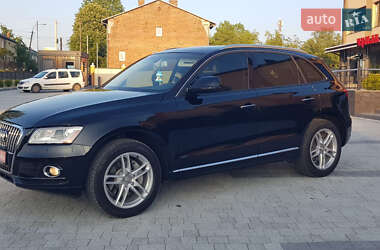 Внедорожник / Кроссовер Audi Q5 2015 в 