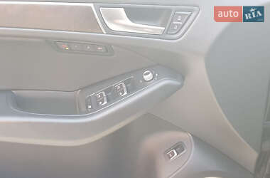 Внедорожник / Кроссовер Audi Q5 2015 в 