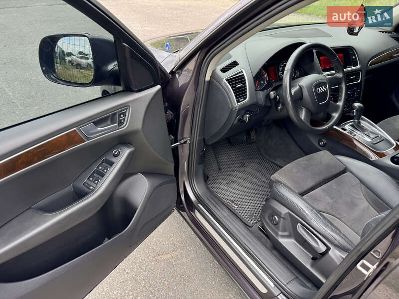 Внедорожник / Кроссовер Audi Q5 2012 в Киеве