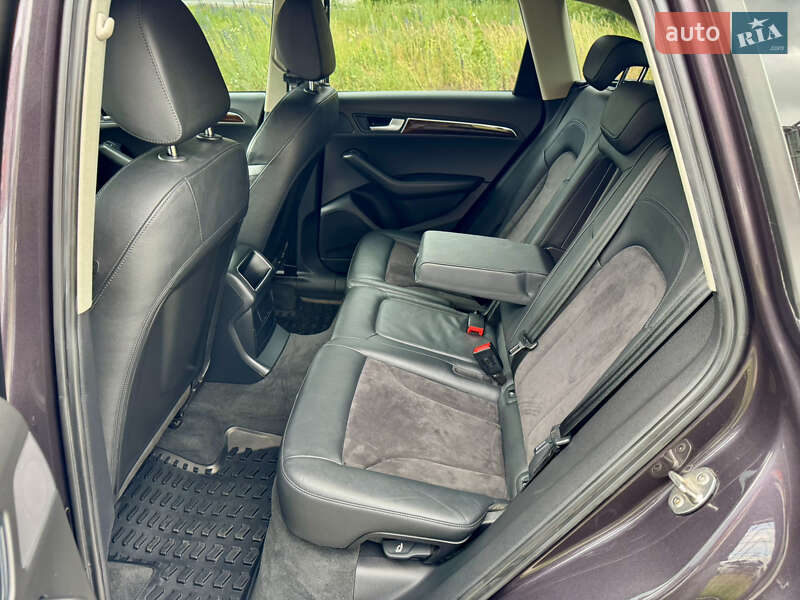 Внедорожник / Кроссовер Audi Q5 2012 в Киеве
