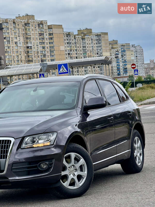 Внедорожник / Кроссовер Audi Q5 2012 в Киеве