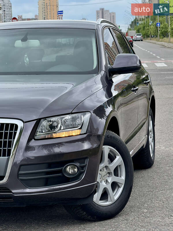 Внедорожник / Кроссовер Audi Q5 2012 в Киеве