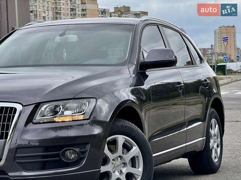 Внедорожник / Кроссовер Audi Q5 2012 в Киеве