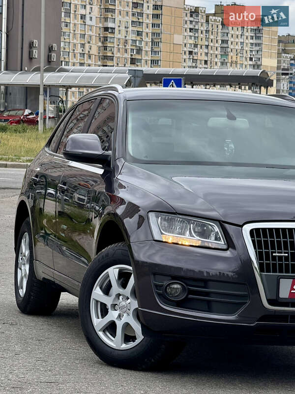 Внедорожник / Кроссовер Audi Q5 2012 в Киеве