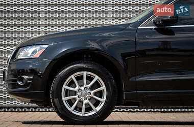 Внедорожник / Кроссовер Audi Q5 2011 в 