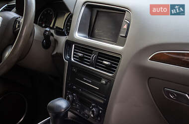 Внедорожник / Кроссовер Audi Q5 2011 в 