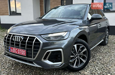 Внедорожник / Кроссовер Audi Q5 2022 в Стрые