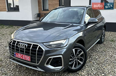 Внедорожник / Кроссовер Audi Q5 2022 в 