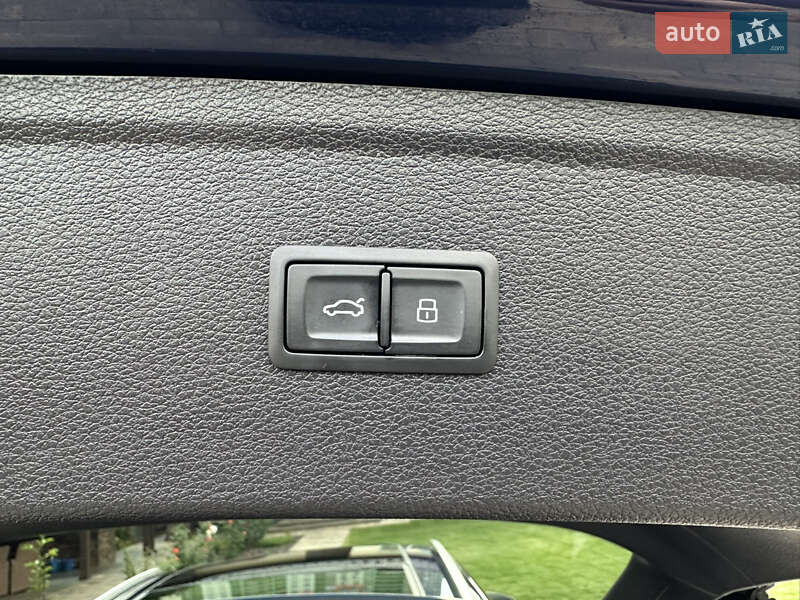 Внедорожник / Кроссовер Audi Q5 2017 в Киеве