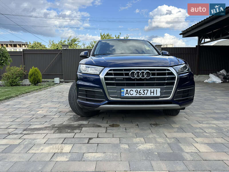 Внедорожник / Кроссовер Audi Q5 2017 в Киеве