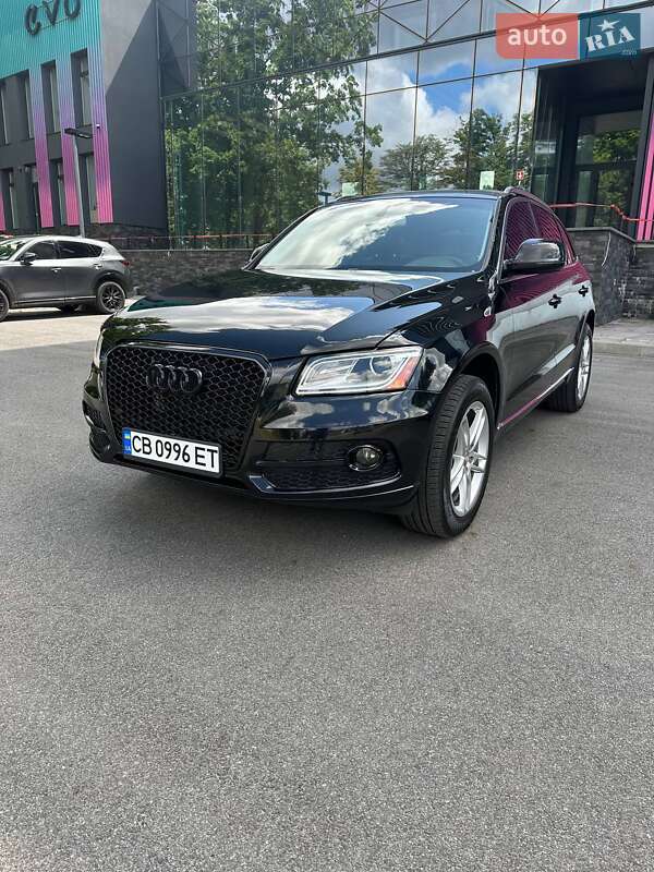 Внедорожник / Кроссовер Audi Q5 2015 в 