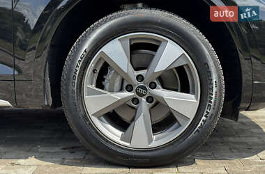 Внедорожник / Кроссовер Audi Q5 2023 в 