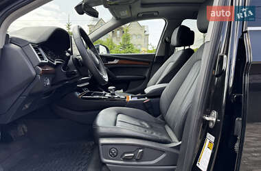 Внедорожник / Кроссовер Audi Q5 2023 в 