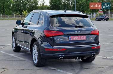 Внедорожник / Кроссовер Audi Q5 2015 в 
