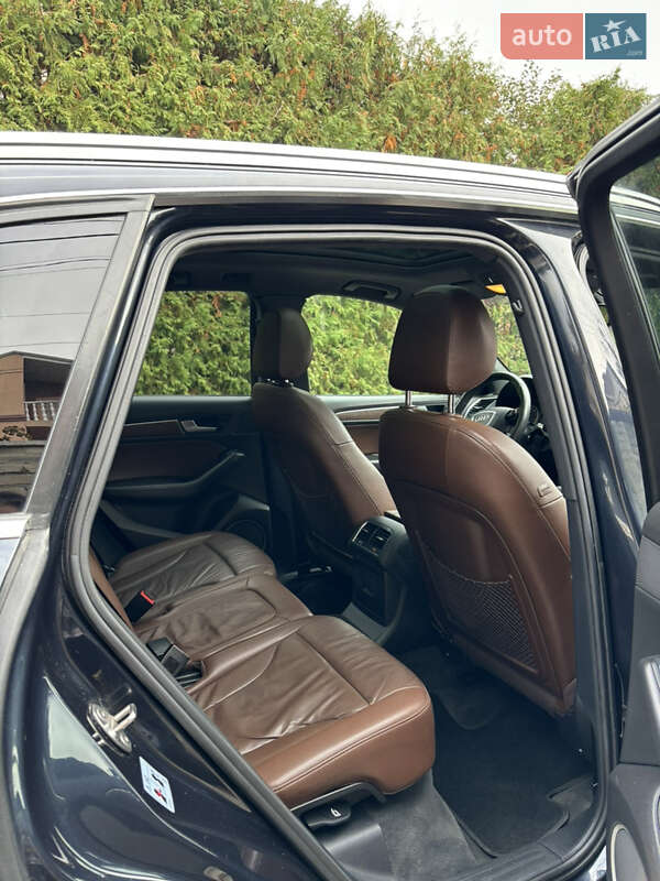 Внедорожник / Кроссовер Audi Q5 2012 в 
