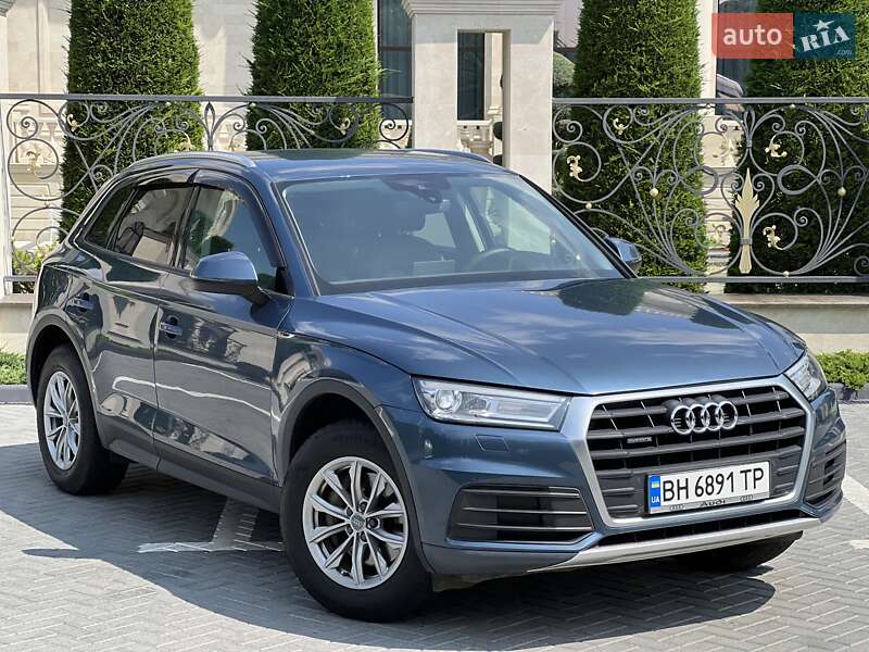 Внедорожник / Кроссовер Audi Q5 2018 в Одессе