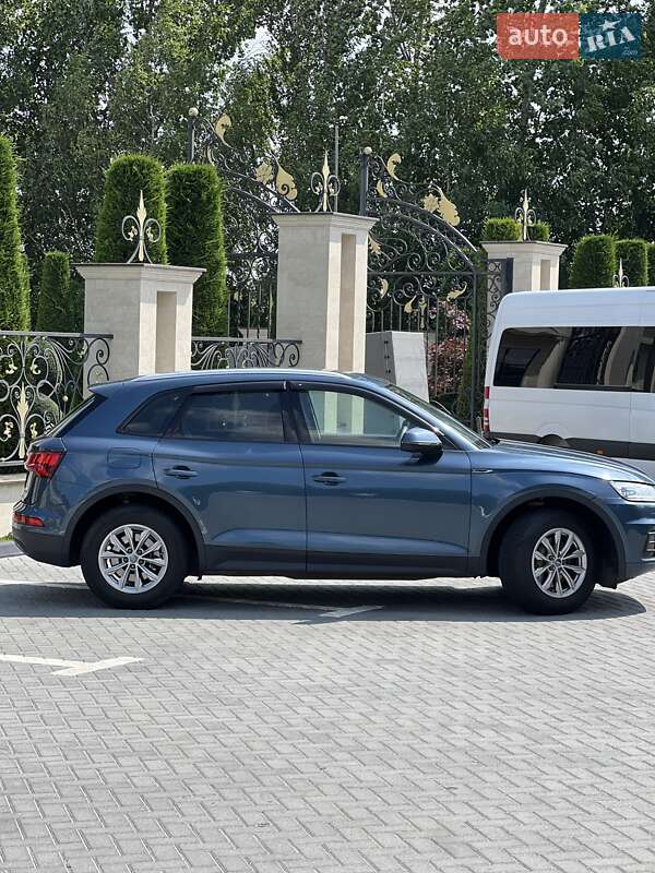 Внедорожник / Кроссовер Audi Q5 2018 в Одессе