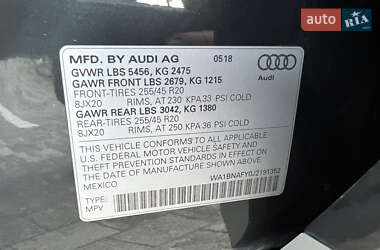 Внедорожник / Кроссовер Audi Q5 2018 в 