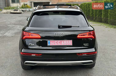 Внедорожник / Кроссовер Audi Q5 2018 в 