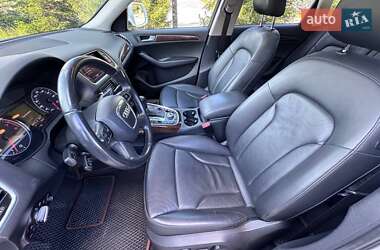 Внедорожник / Кроссовер Audi Q5 2012 в 