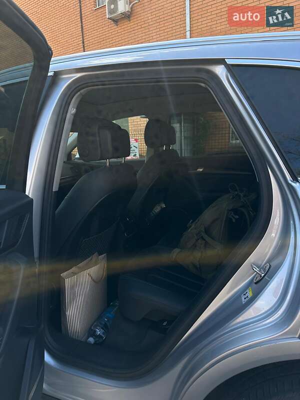 Внедорожник / Кроссовер Audi Q5 2022 в Киеве