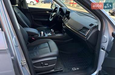 Внедорожник / Кроссовер Audi Q5 2022 в 