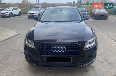 Внедорожник / Кроссовер Audi Q5 2015 в 