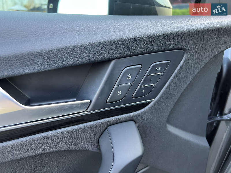 Внедорожник / Кроссовер Audi Q5 2018 в Киеве