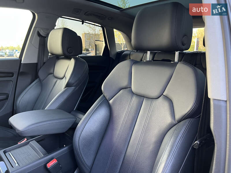 Внедорожник / Кроссовер Audi Q5 2018 в Киеве