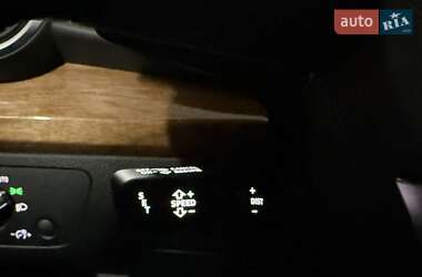Внедорожник / Кроссовер Audi Q5 2020 в 