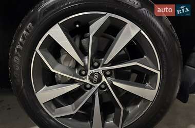 Внедорожник / Кроссовер Audi Q5 2020 в 