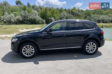 Внедорожник / Кроссовер Audi Q5 2012 в 