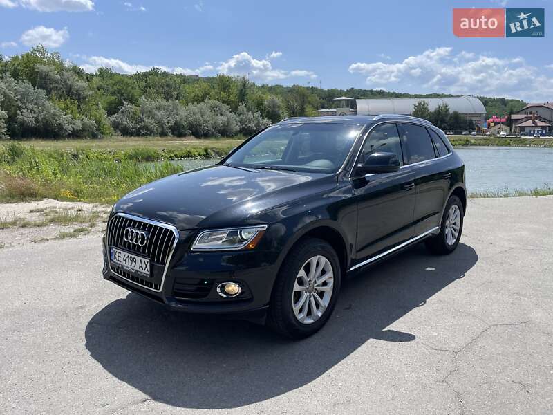 Внедорожник / Кроссовер Audi Q5 2012 в 