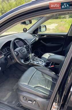 Внедорожник / Кроссовер Audi Q5 2012 в 