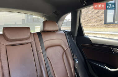 Внедорожник / Кроссовер Audi Q5 2015 в 