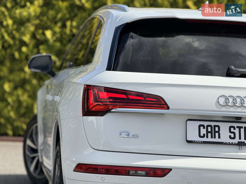 Внедорожник / Кроссовер Audi Q5 2022 в Стрые